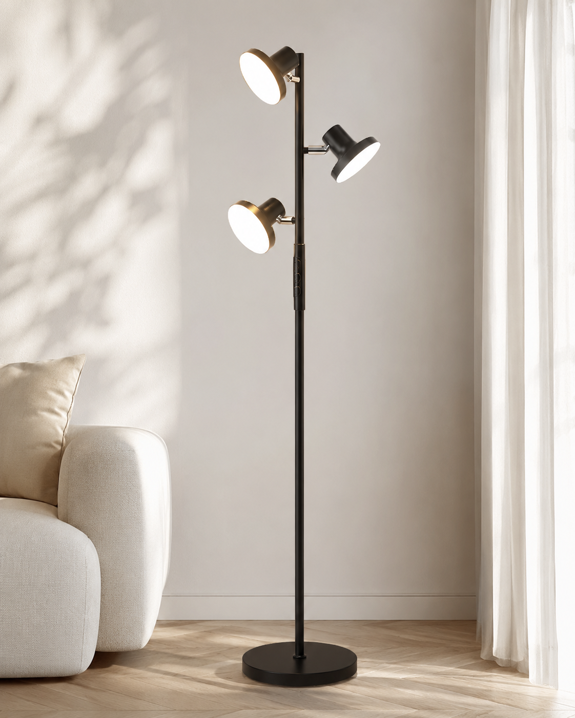 Lysa floor lamp with 3 adjustable spotlights