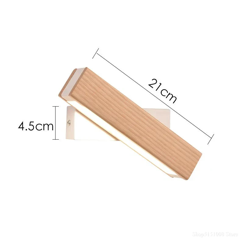 Nordlys wooden wall lamp – warm light in Nordic elegance