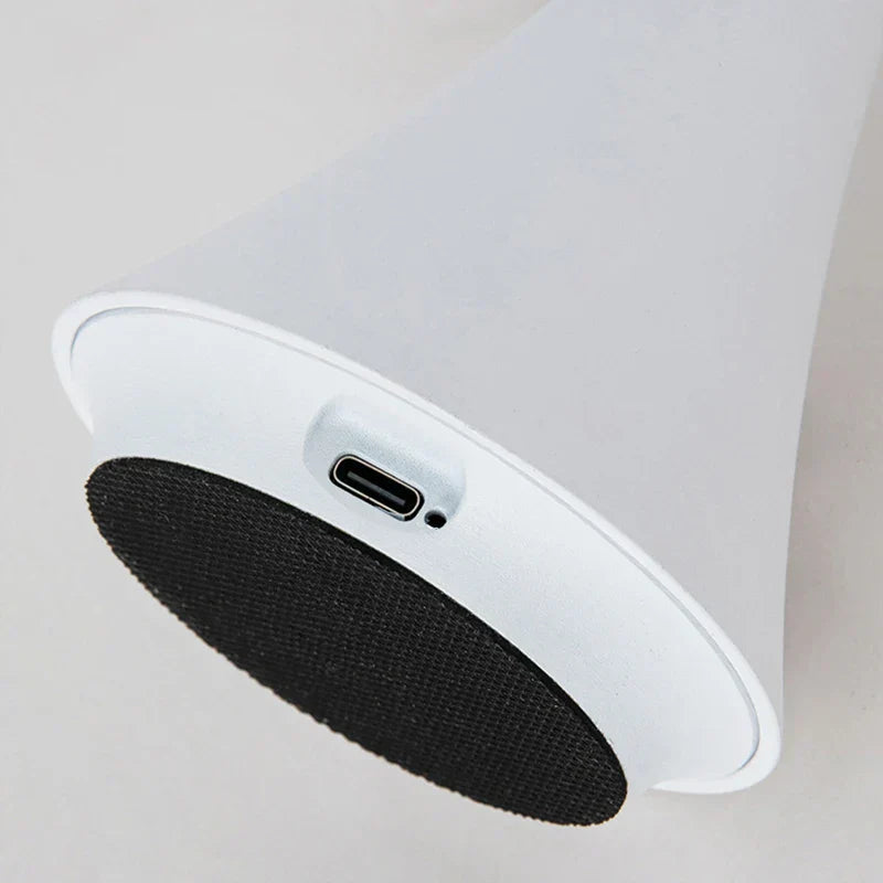 Lunvia LED Table Lamp