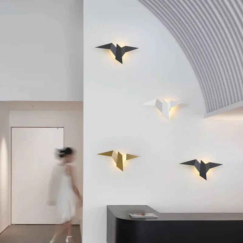 LED Wall Light Origami Bird – artistic light in a lightweight form