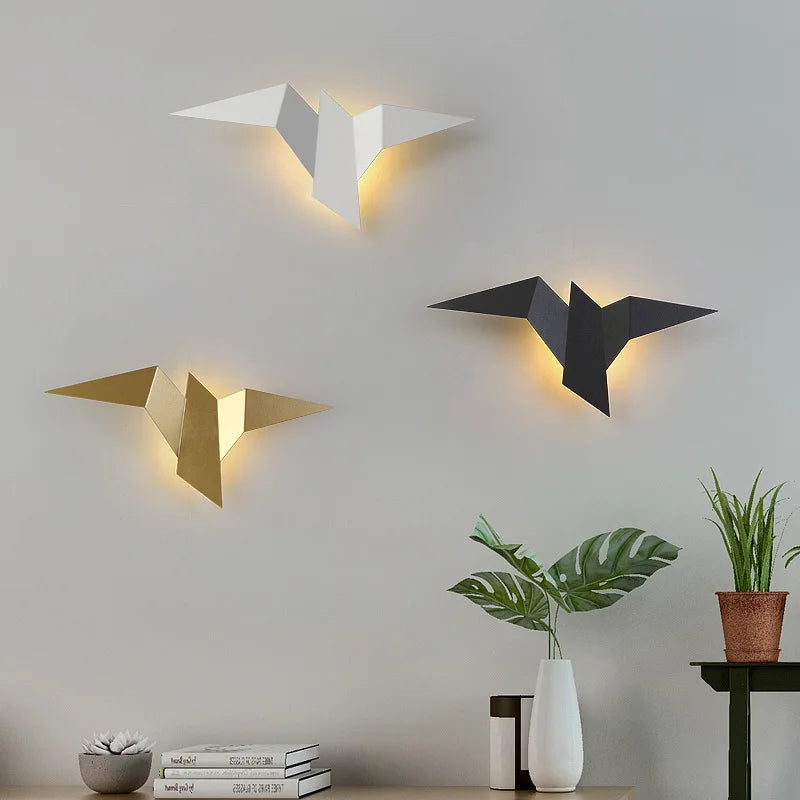 LED Wall Light Origami Bird – artistic light in a lightweight form
