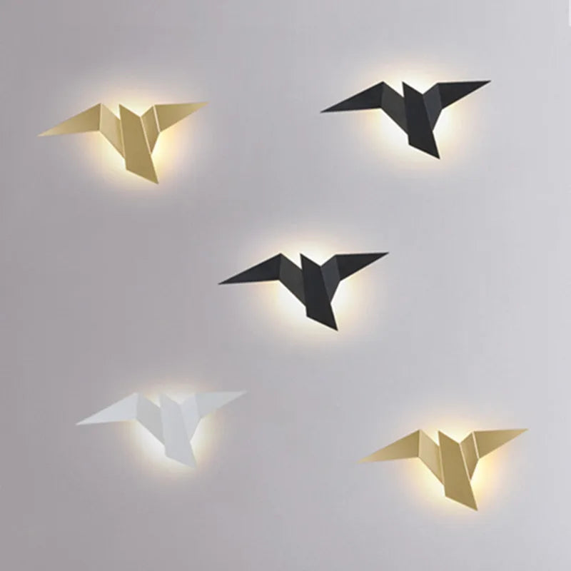 LED Wall Light Origami Bird – artistic light in a lightweight form