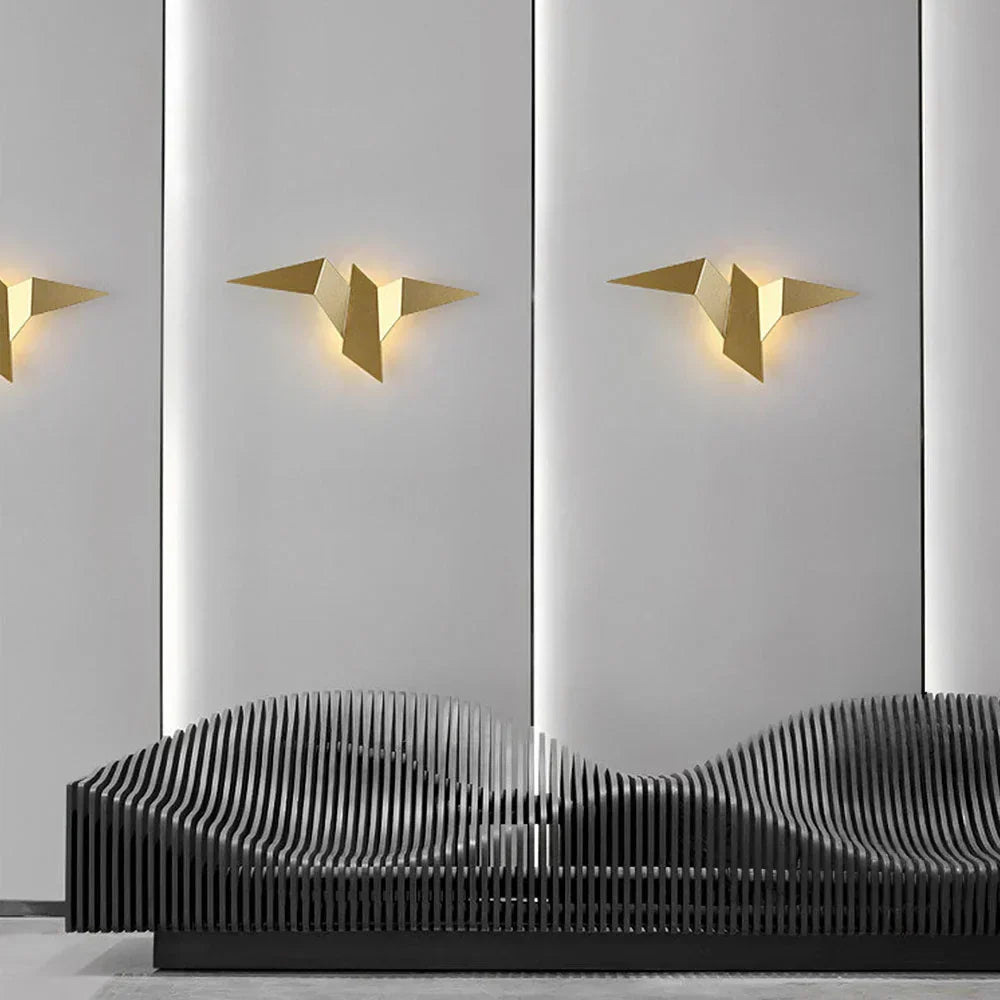 LED Wall Light Origami Bird – artistic light in a lightweight form