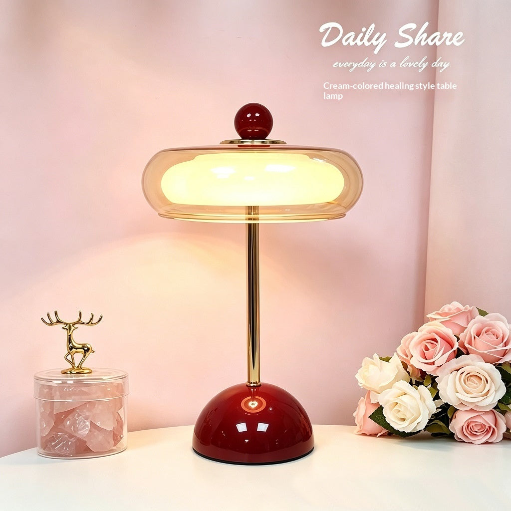 Mira – Retro lampa stołowa LED w kolorze kremowym