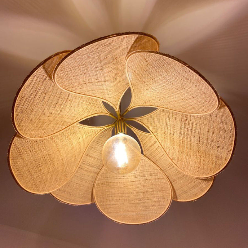 Luna Bloom – Artystyczna Lampa Wisząca w Kształcie Kwiatu