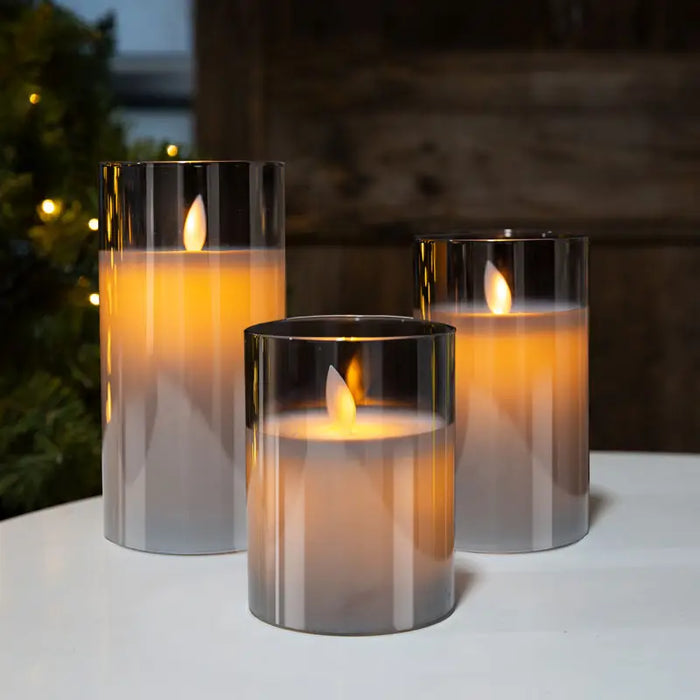 LumiFlame LED – a set of 3 elegant LED candles in a glass casing