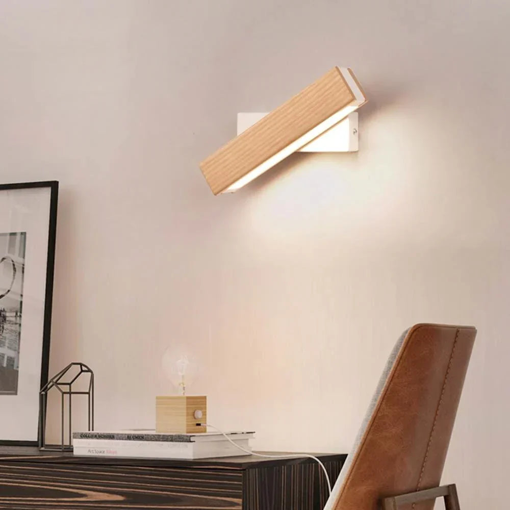 Nordlys wooden wall lamp – warm light in Nordic elegance