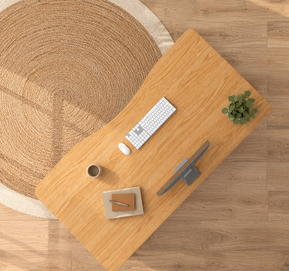 Compact Nordic desk
