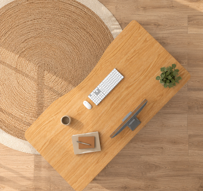 Compact Nordic desk