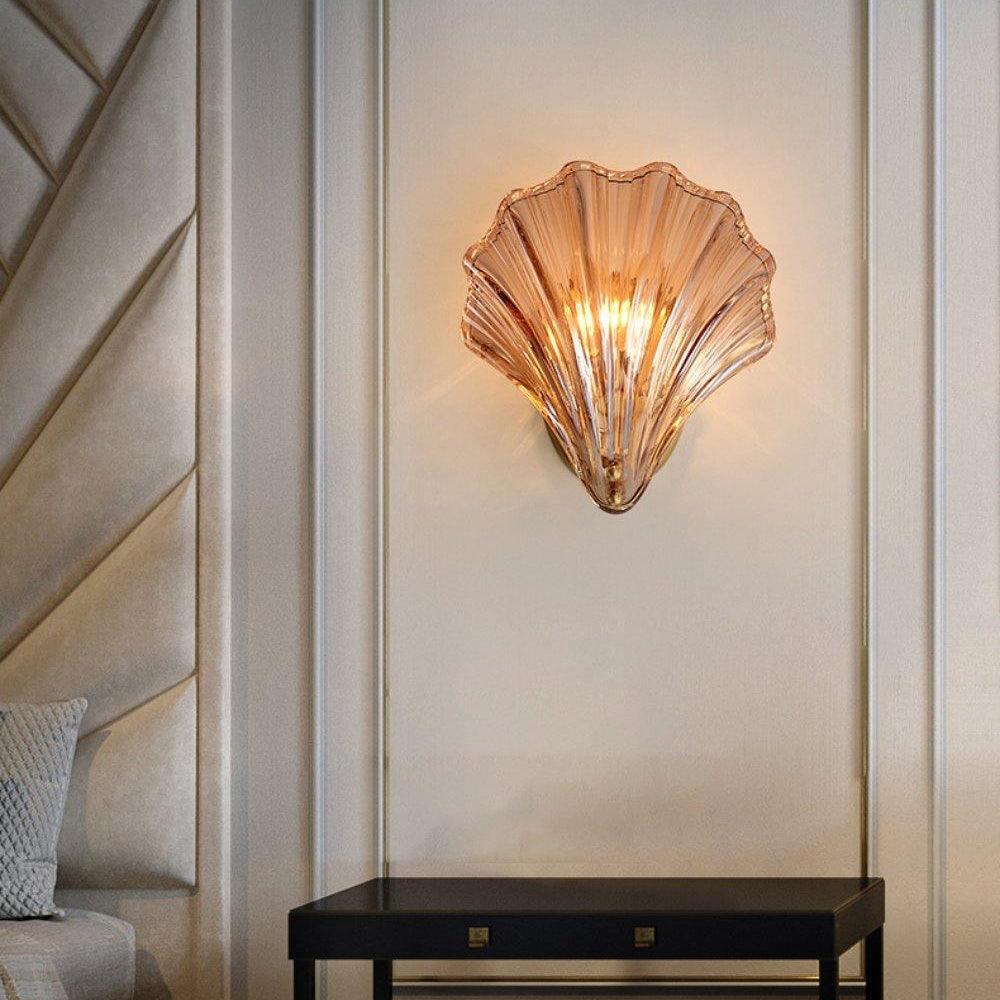 Pearl Shell Wall Lamp – sea-inspired elegance with warm light