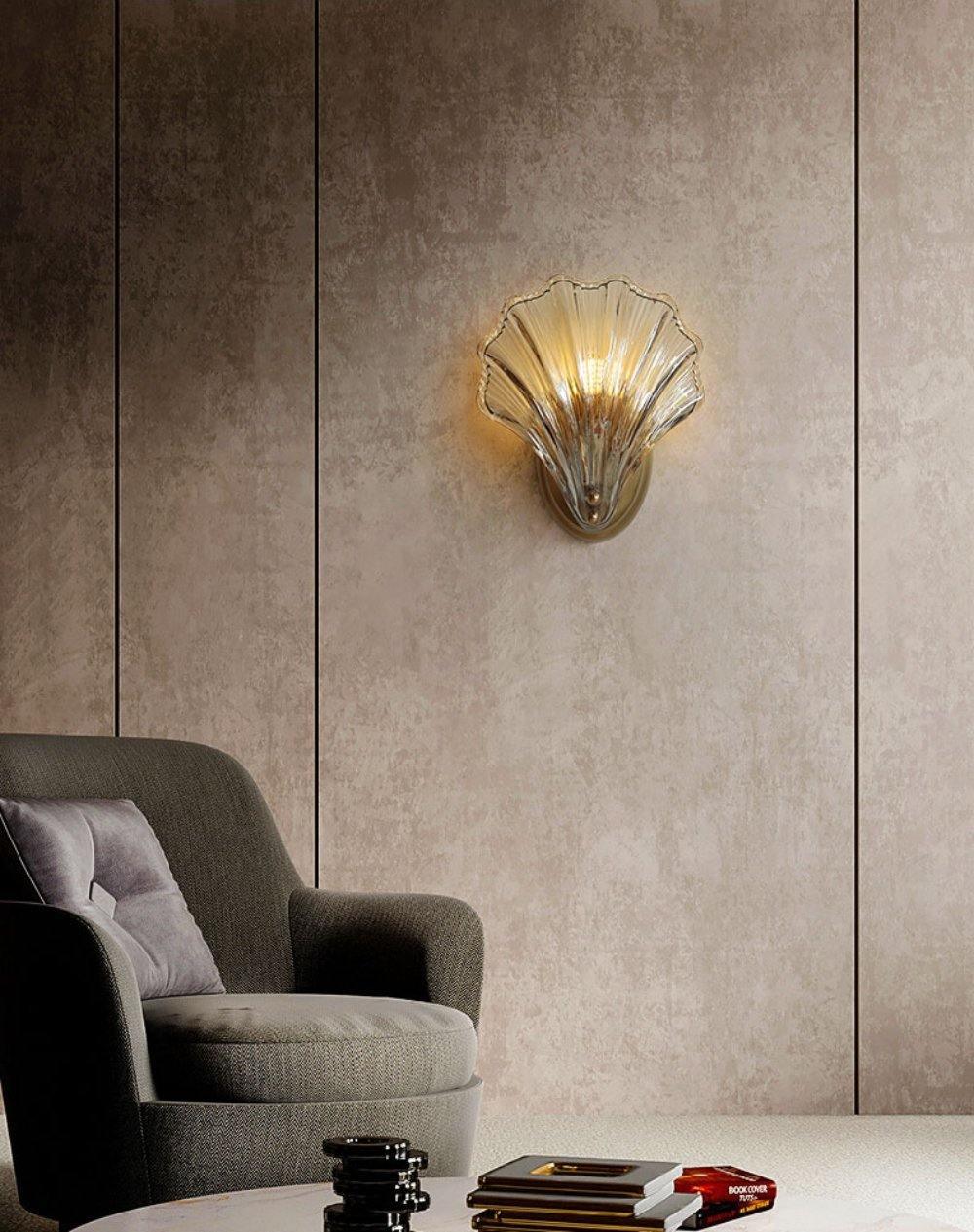 Pearl Shell Wall Lamp – sea-inspired elegance with warm light