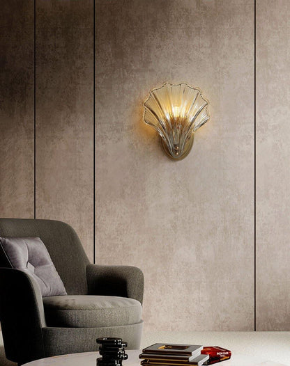 Pearl Shell Wall Lamp – sea-inspired elegance with warm light
