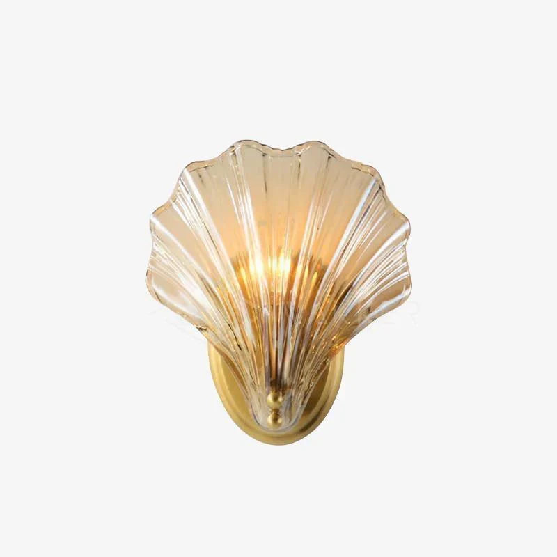 Pearl Shell Wall Lamp – sea-inspired elegance with warm light