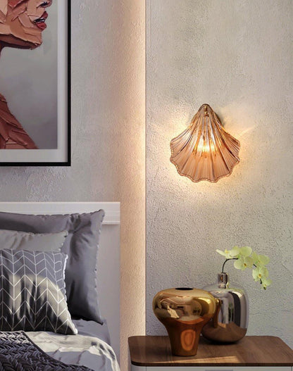 Pearl Shell Wall Lamp – sea-inspired elegance with warm light