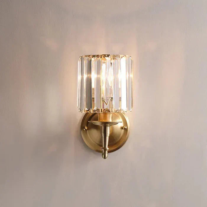 Crystal Glow Wall Lamp – exclusive elegance of crystal and gold